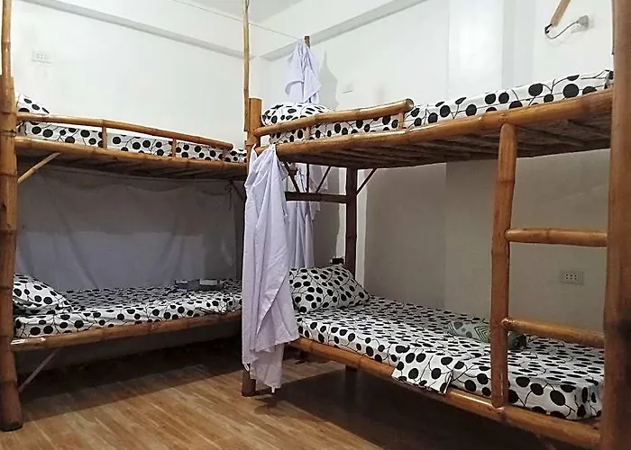 Georgia's Neverland Hotell Daanbantayan